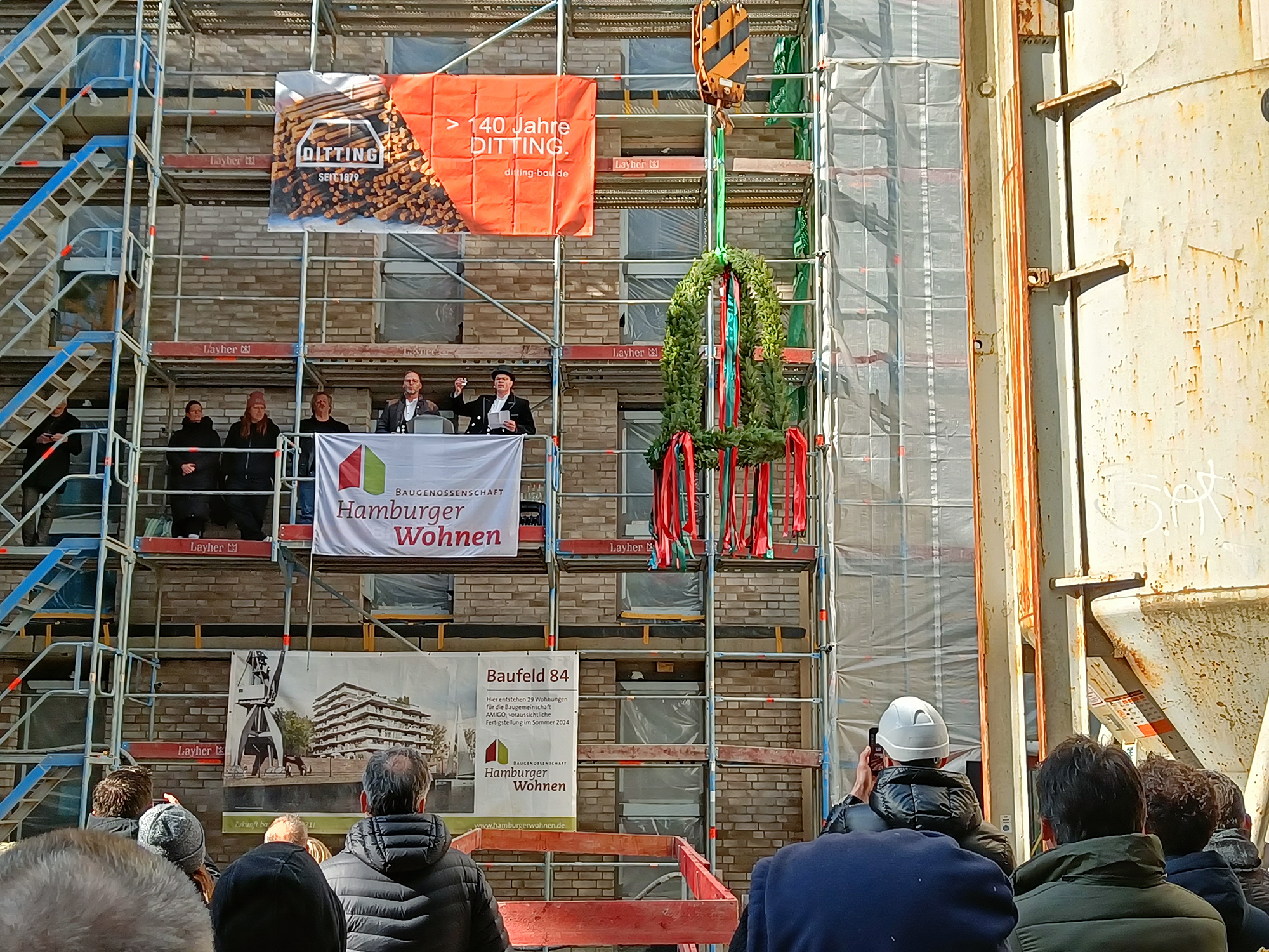 Richtfest Wohnprojekt Amigo in der Hafencity am Baakenhafen